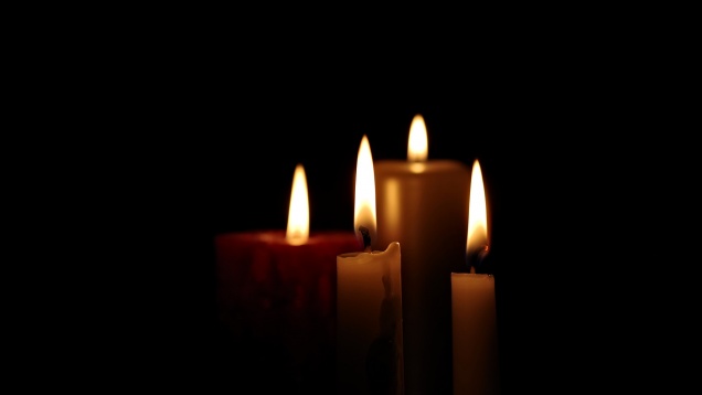 candle-2905395_1920